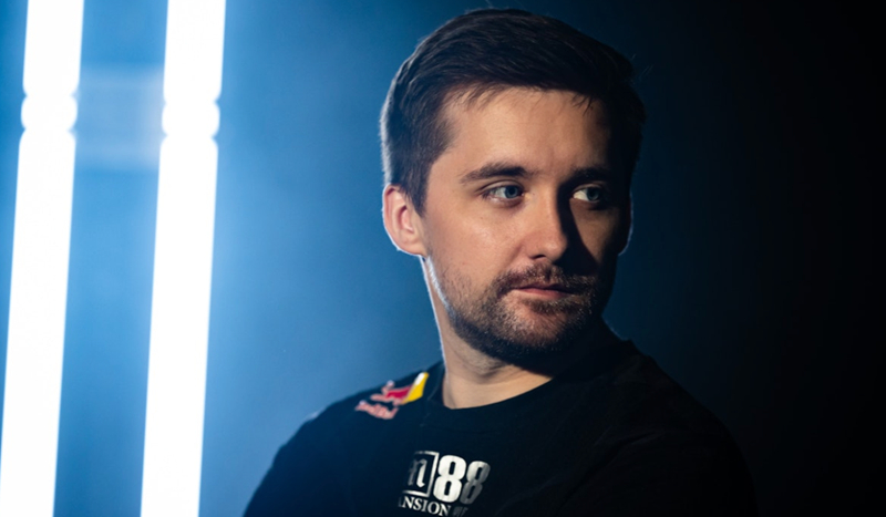 作为LCK现存的两位全球总冠军射手，Deft和Viper这次在联赛中的交手堪称万众期待