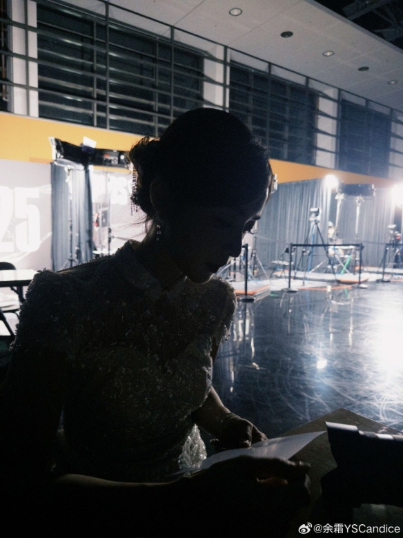 【前瞻】2025LPL春季赛 OMG vs V5，V5不犯错就能赢